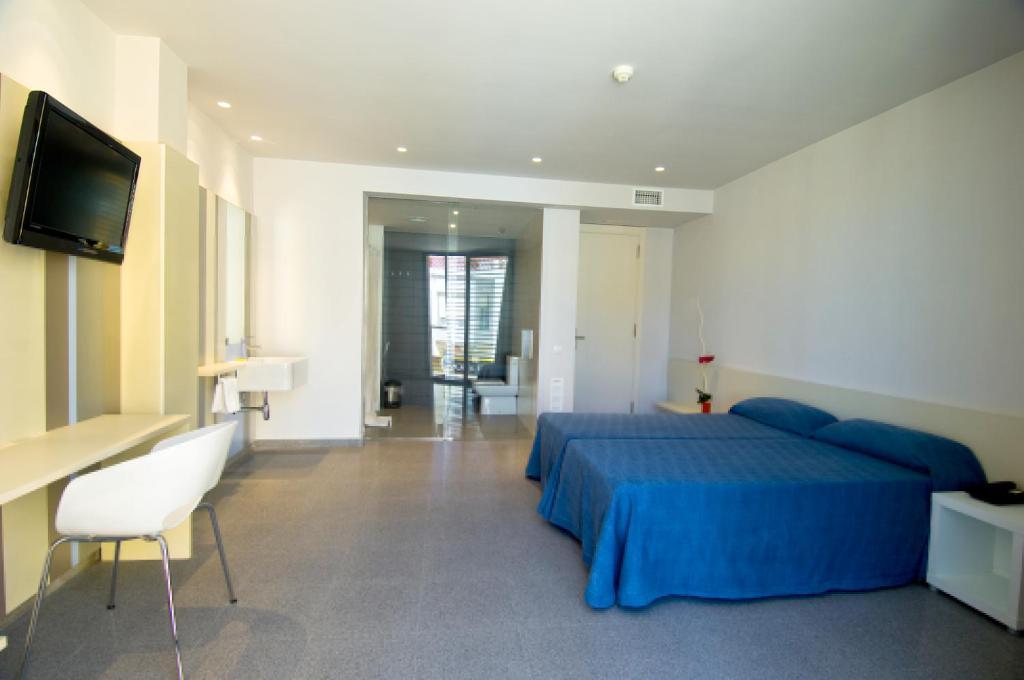 Hostal La Creu Mora d'Ebre Room photo